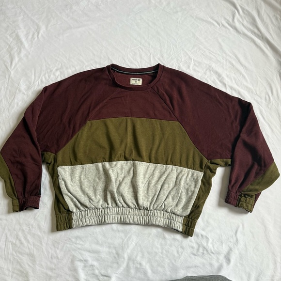 HURLEY Women’s Crewneck Sweater - Burgundy, Olive, and Gray Size XS - Picture 3 of 9